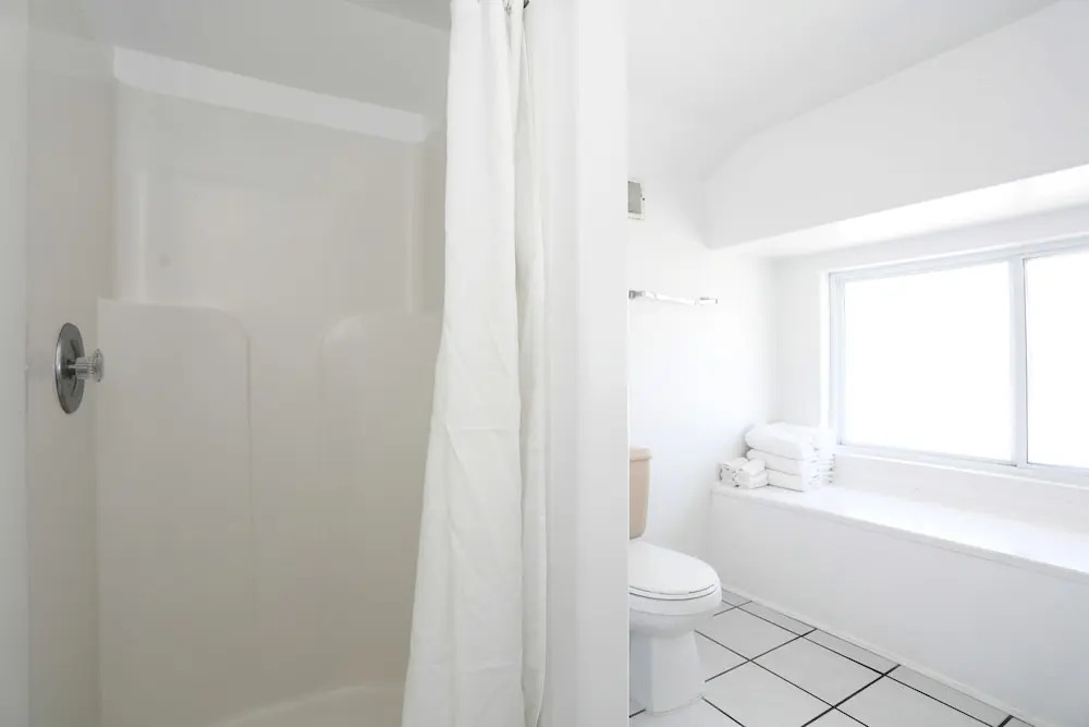Riviera Resort & Suites