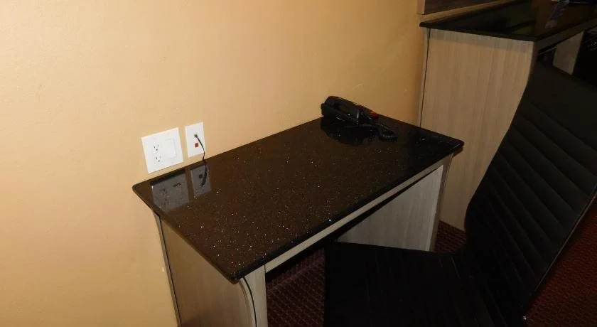 Regency Inn & Suites Beaumont