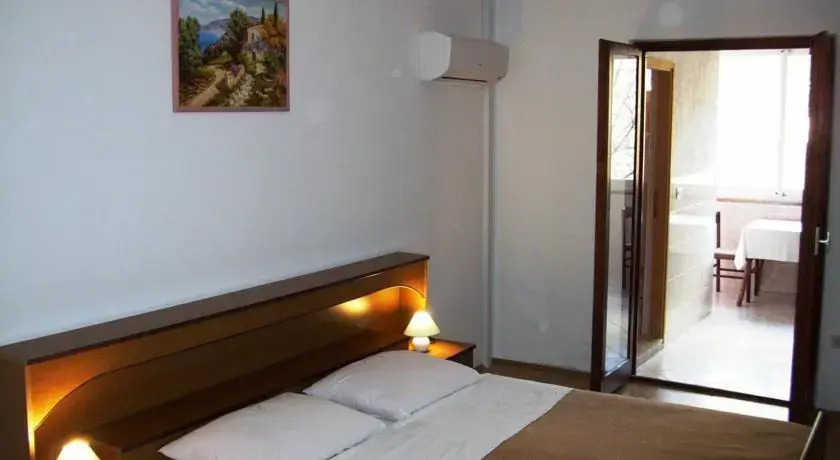 Country House Pansion