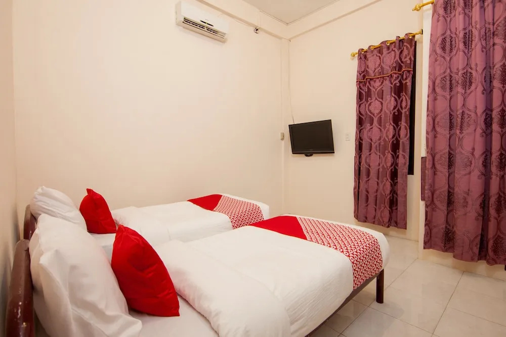RedDoorz Syariah at Wisma Kampung Baru Rantauprapat