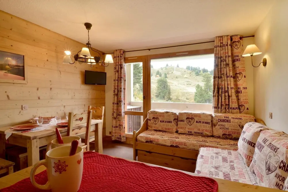 Belle Plagne Apartment two Rooms for 5 People of 28 Mâ², Located on the Slope On109
