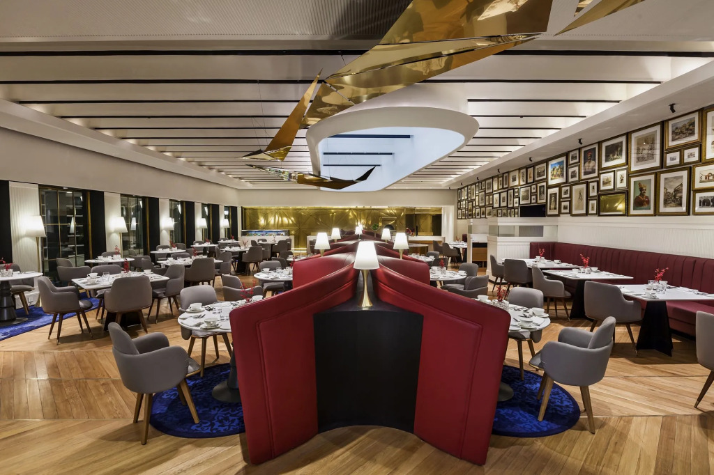 The Oberoi Grand Kolkata