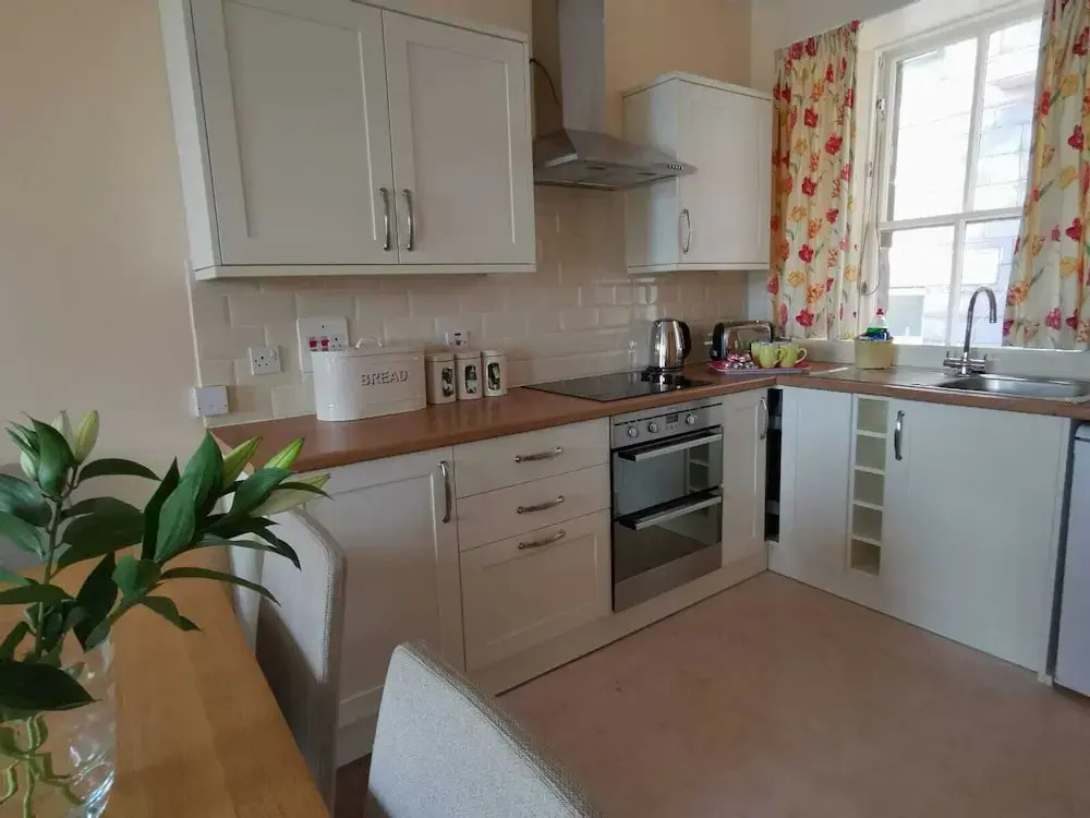 Kings Arms Holiday Apartments