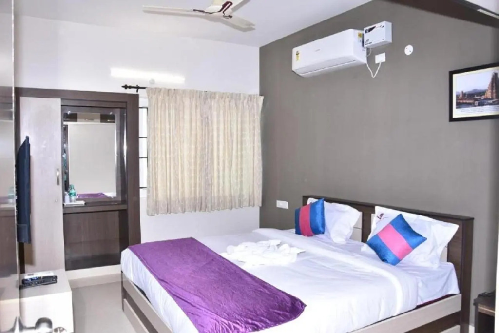 Viswa Residency by Azalea