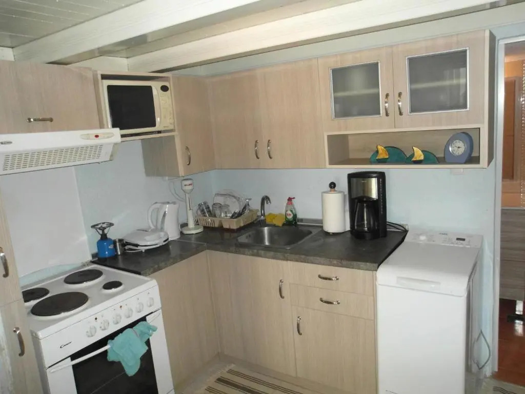 Modern Apartment 100m. from the Sea