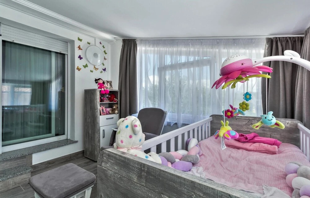 Lovely Home In Kastel