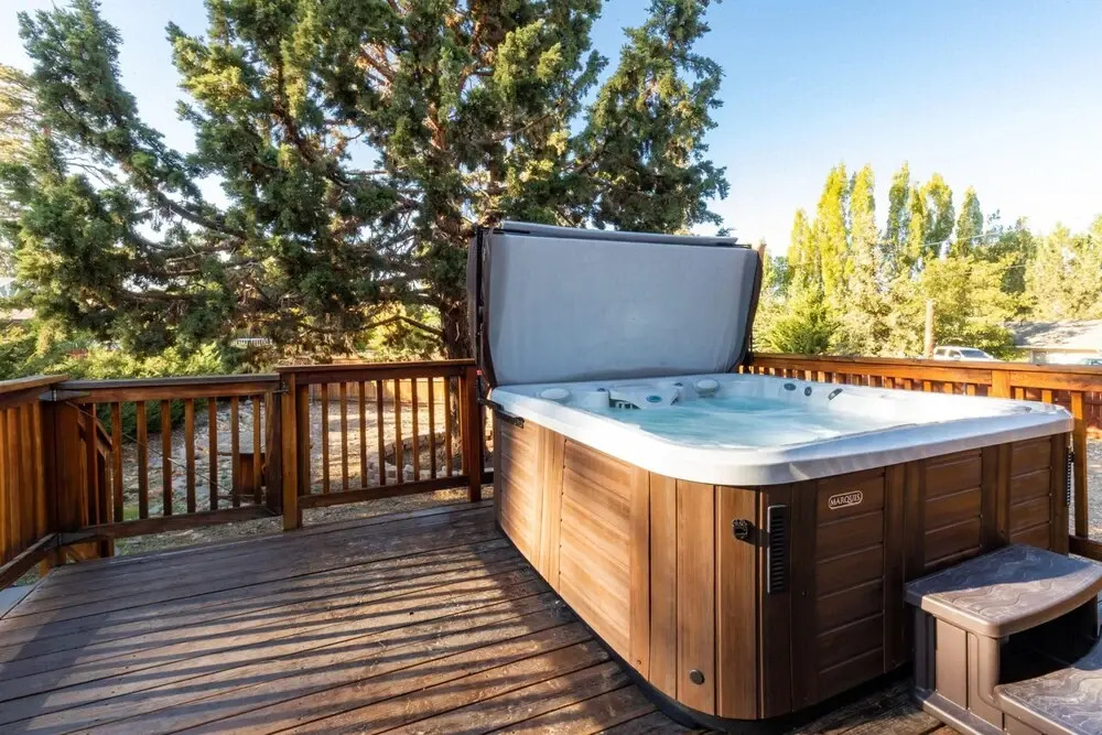 Malabar Paradise - 1965 by Big Bear Vacations