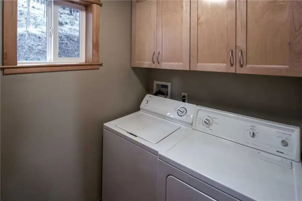 Los Nation - Four Bedroom Cabin