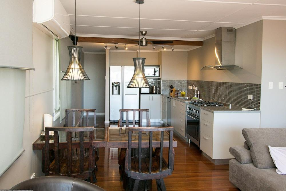 The Beachside Cottages