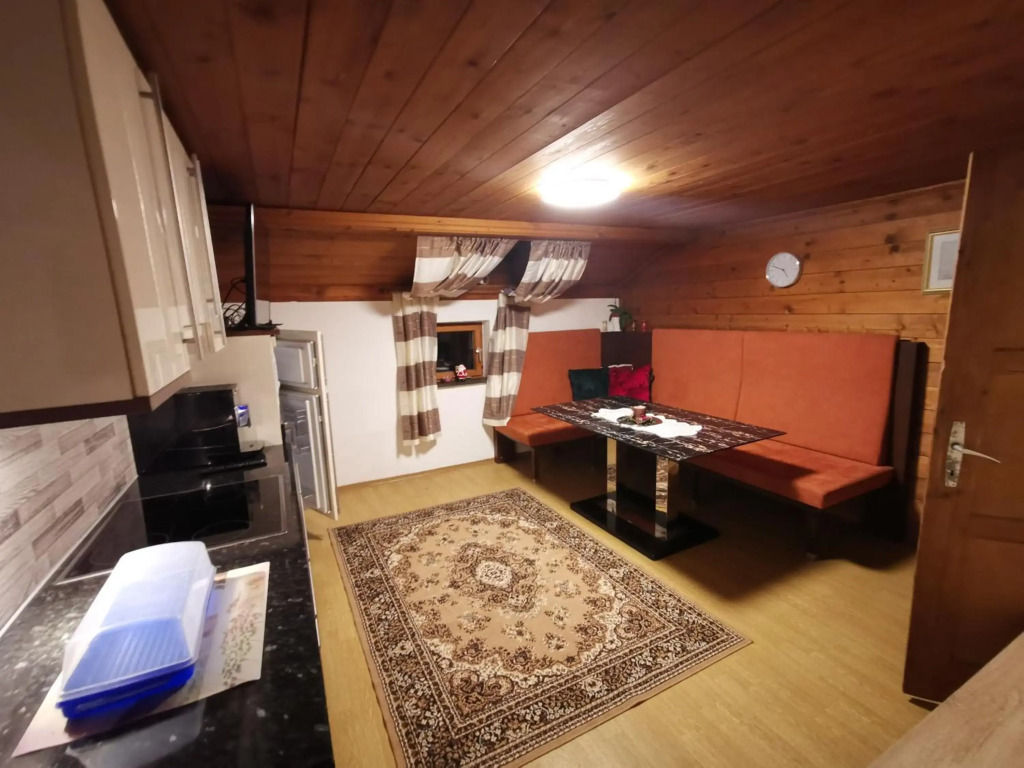 Apart Ponholz