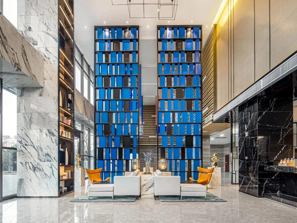 Orange Hotel (Yancheng Municipal Government Baolong Square)