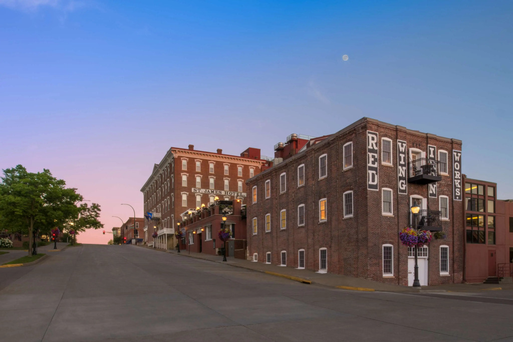 St James Hotel