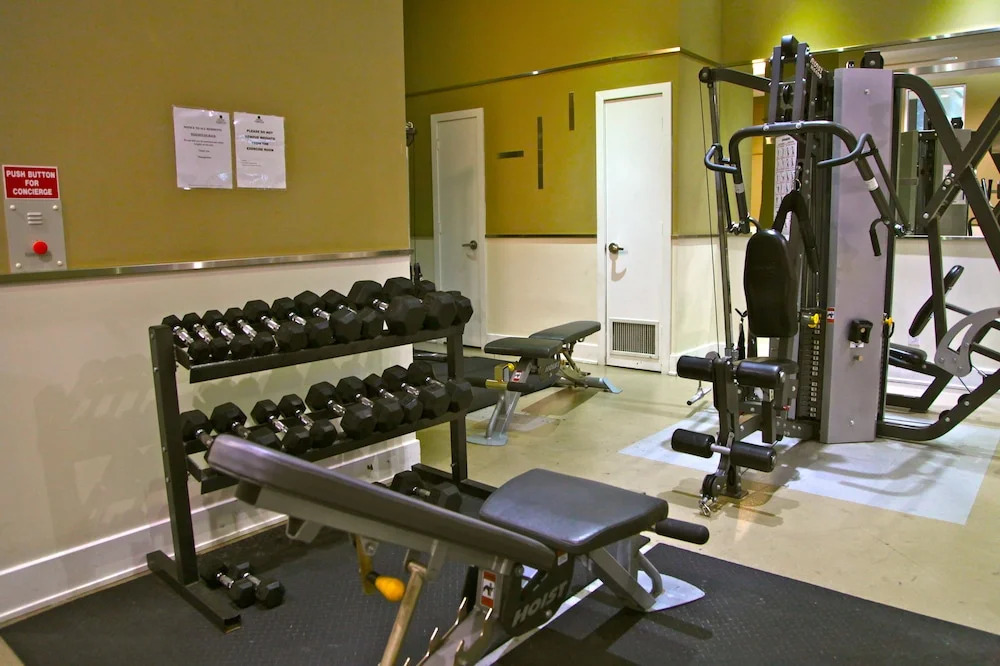 Red Maple Suites Mississauga