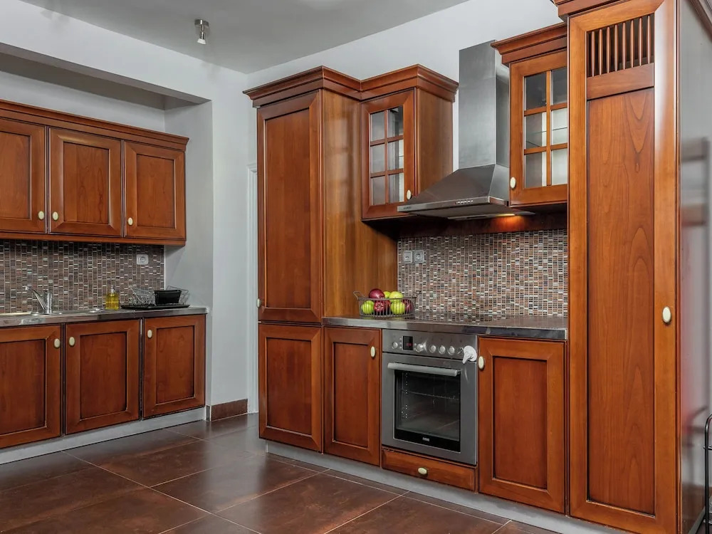Relux Sea View 2BD Apartment by BluPine