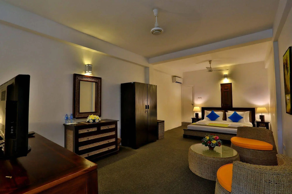 St.Lachlan Hotel & Suites
