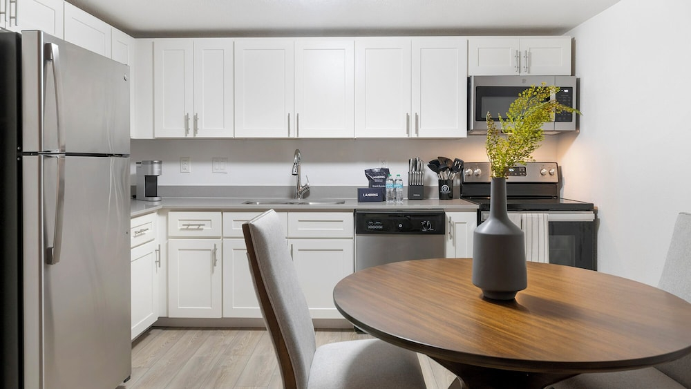Landing Furnished Apartments Kissimmee near Disney Resort