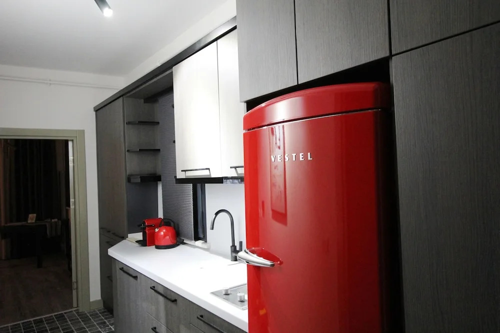 G Flats & Serviced Apartments - Adult Only