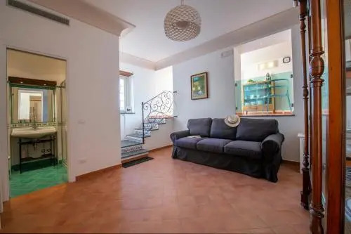 Flat 1 Bedroom 2 Bathrooms - Praiano