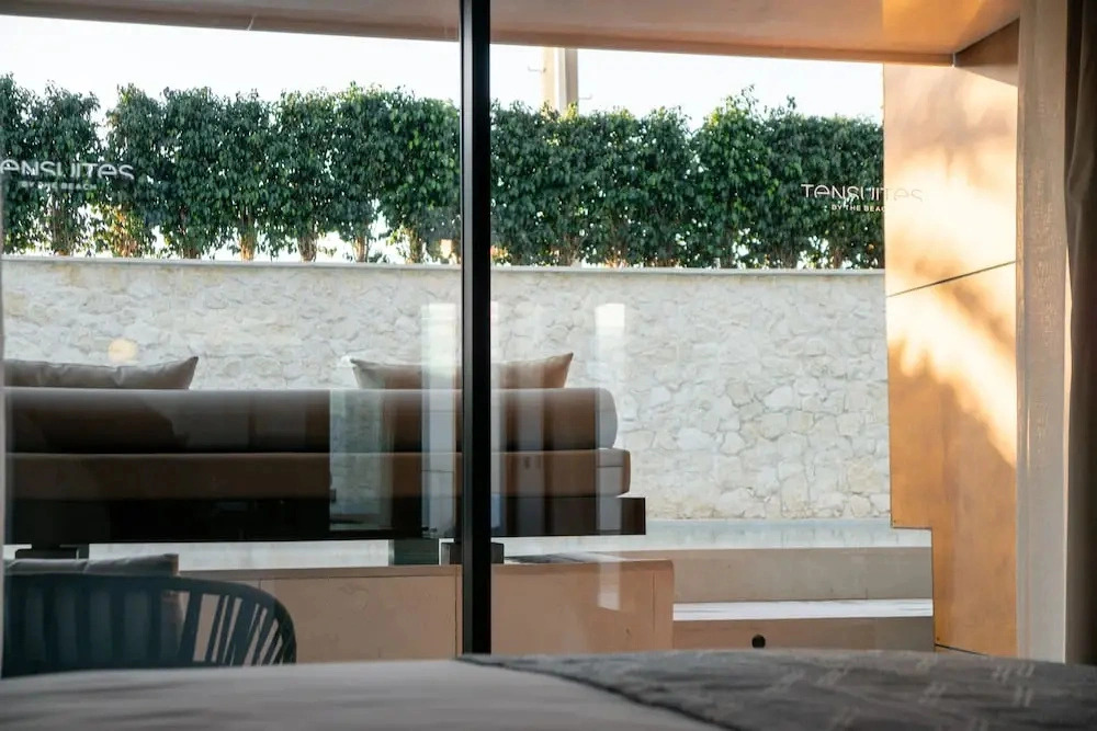 TenSuites