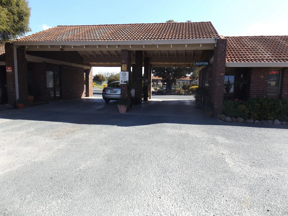 Rivergum Motel