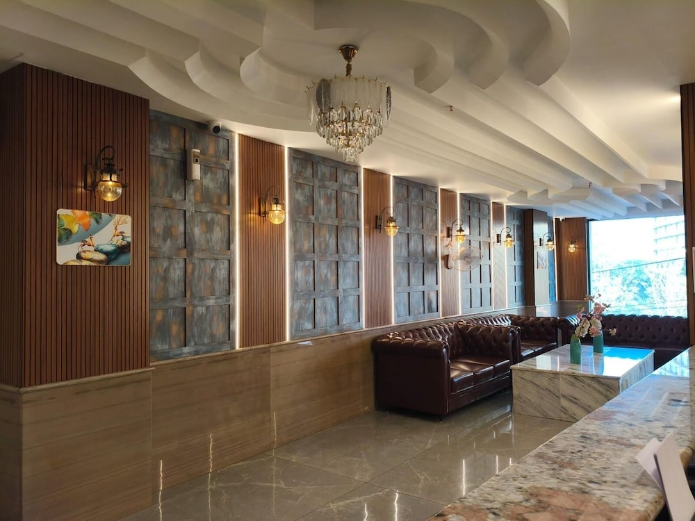 The High Point Inn & Suite