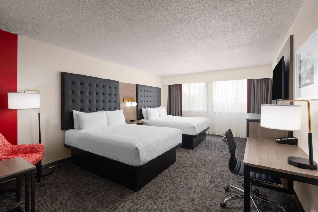 Ramada Plaza by Wyndham Regina Downtown