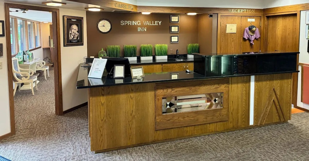 Spring Valley Inn