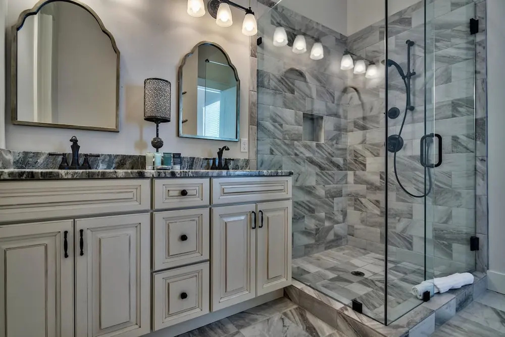 The Pelagic Blue 7 Bedroom Holiday Home by Five Star Properties