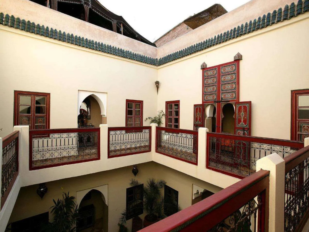 Riad Julia