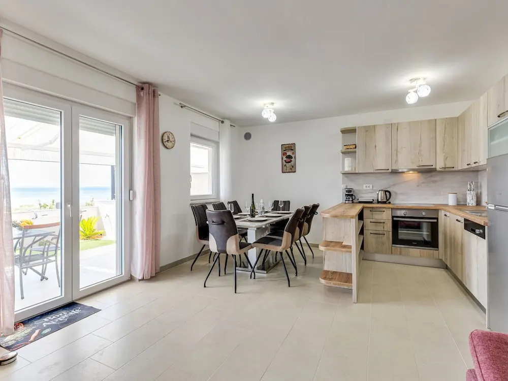 Swanky Holiday Home in Privlaka Near Sea Beach
