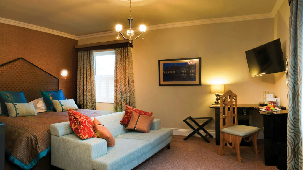 Hatherley Manor Hotel & Spa