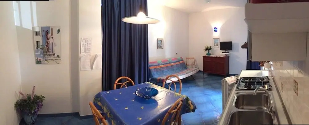 Antica Porta Residence, in the center of Ravello, 3 min walk within Villa Rufolo and the main Square