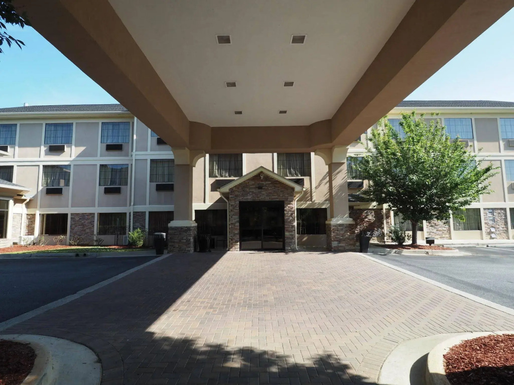 Country Inn & Suites by Radisson, Canton, GA