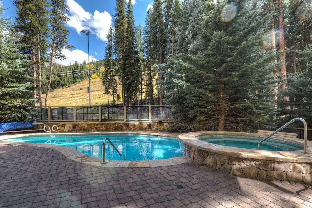 Lone Eagle #3009 - 2 Br Condo