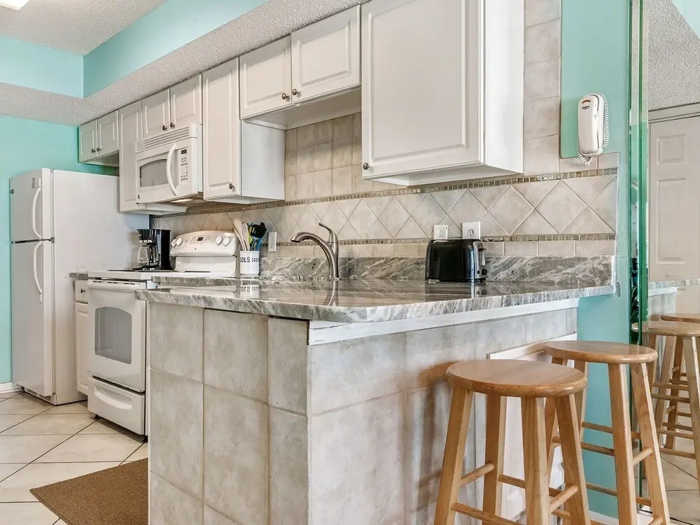 Surf Side Shores 1402 by Bender Vacation Rentals