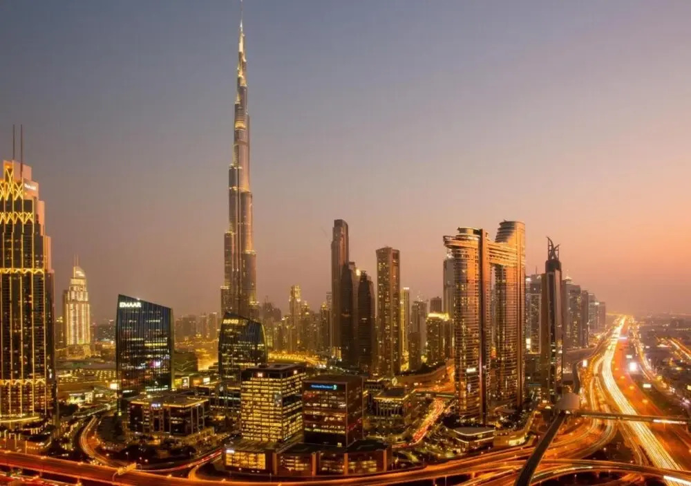 Grand 2BR Burj Khalifa Gym/pool by Belvilla