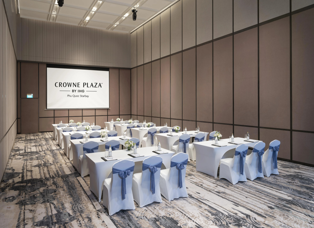 Crowne Plaza Phu Quoc Starbay by IHG