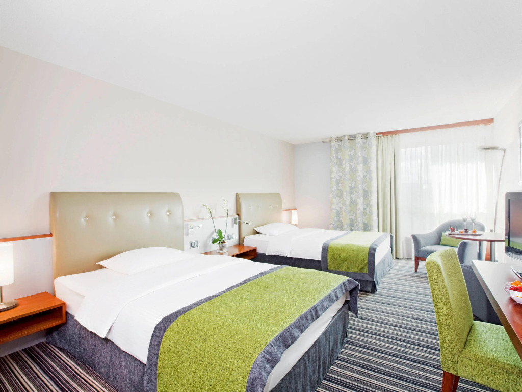 Mövenpick Hotel Zurich Airport