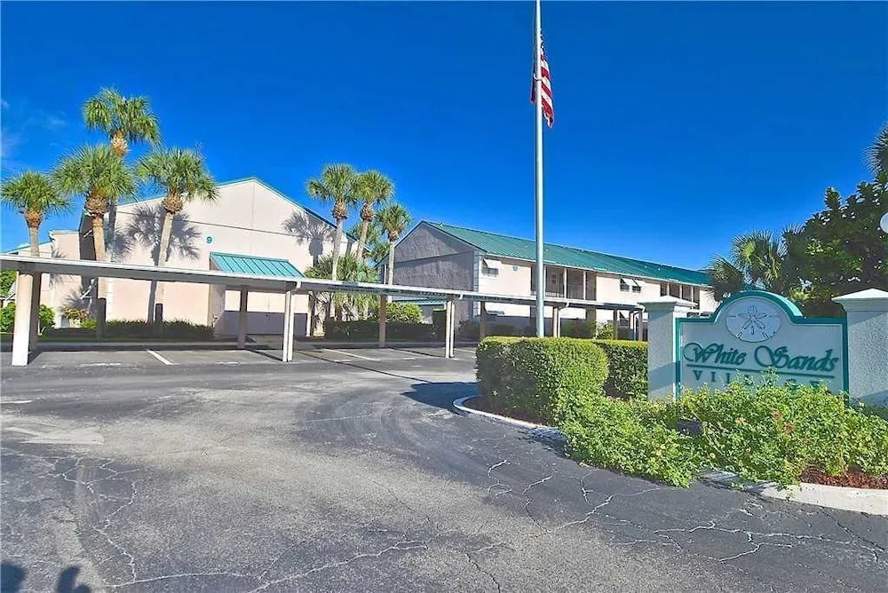 White Sands Village 205 - Two Bedroom Condo