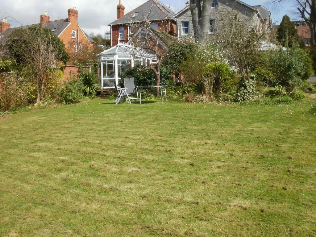 Brookshill House B & B