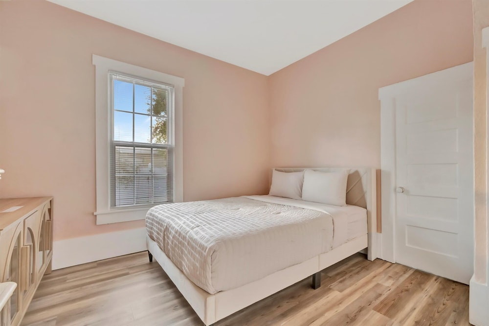 Historic Haven by Downtown Safety Harbor