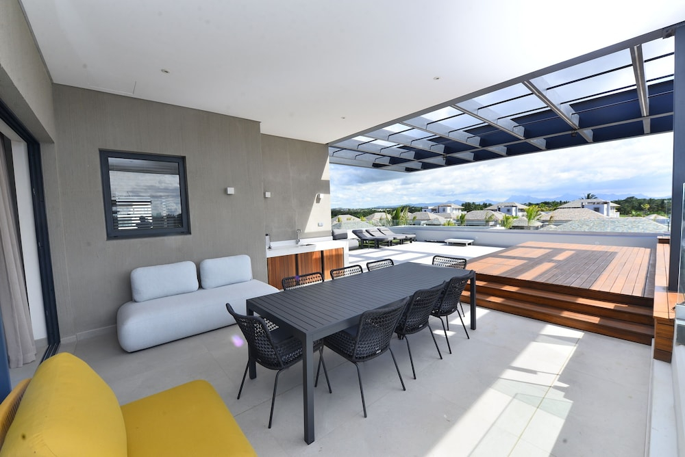 Mont Choisy La Reserve by Pam Golding