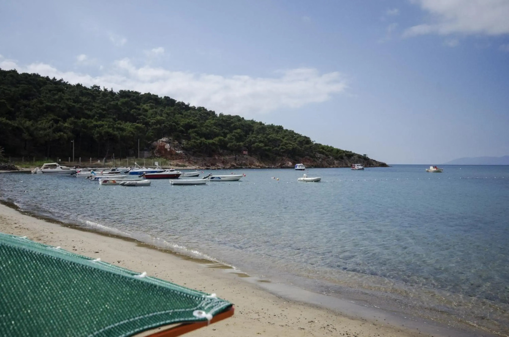 A. Emreli Suite Hotel