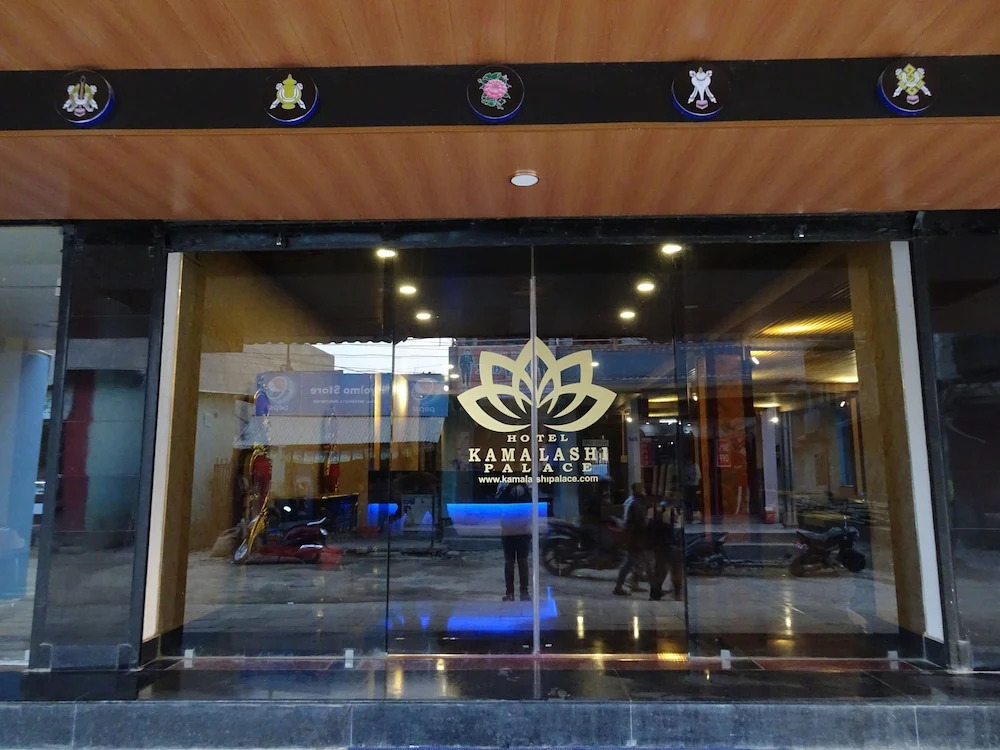 Hotel Kamalashi Palace