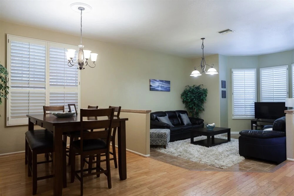 3245 Chandler