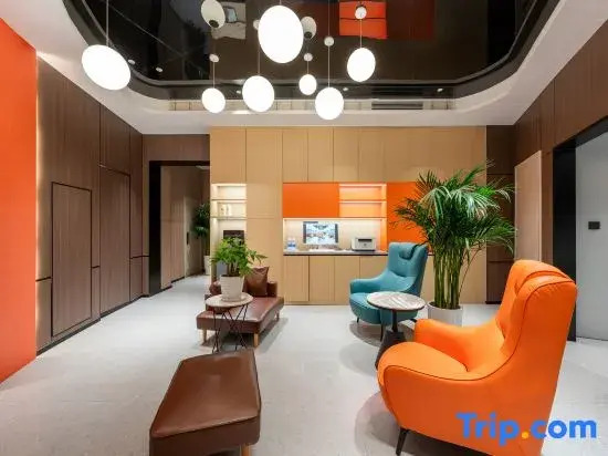 World Hotel (Jinan Erhuan East Road Hualong Road Branch)