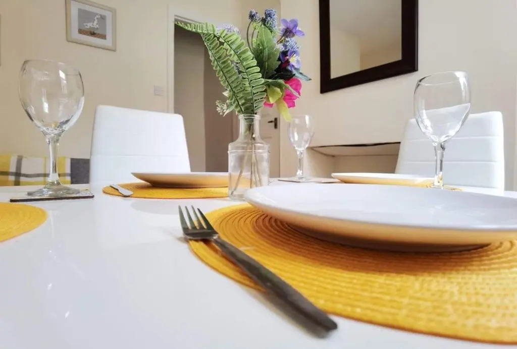 Kenrick Street Great house available for guests and contractors Parking and Wifi