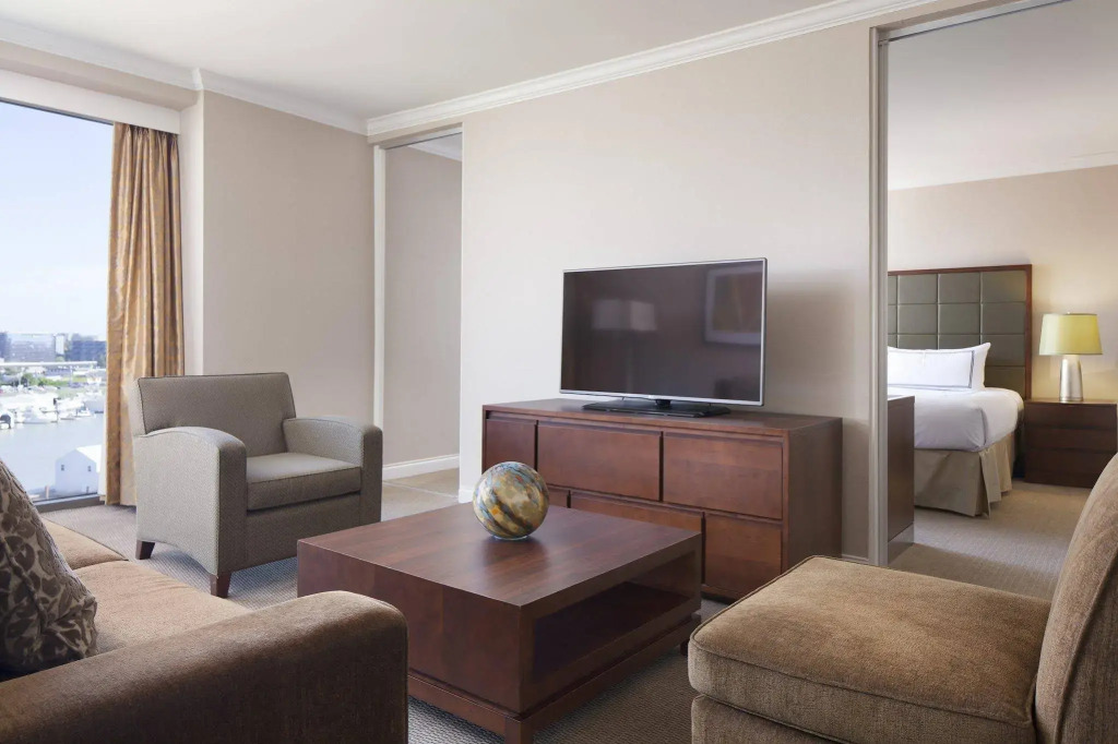 Radisson Blu Vancouver Airport Hotel & Marina
