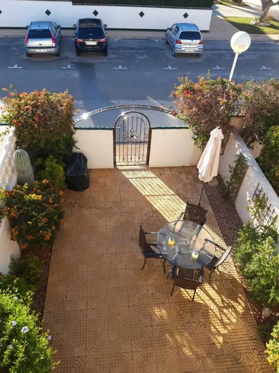 Spacious Bungalow in Quesada for 6