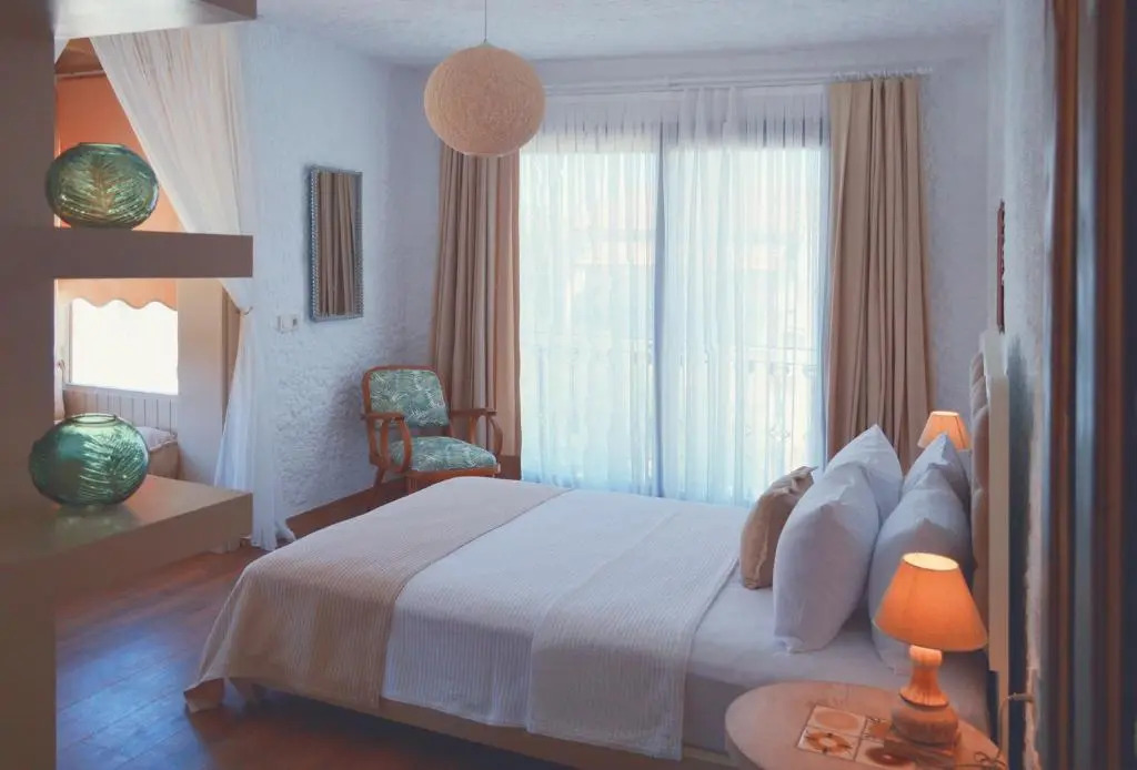 Alacati Ekmas Hotel